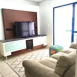 Agradavel Apto De 2 Quartos, 2 Banheiros, Sacada Com Churrasqueira, Garagem Privativa Em Balneario Camboriu